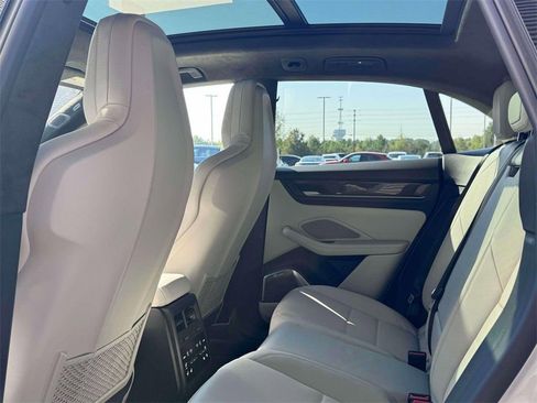 New 2025 Porsche Macan Turbo Electric image 28