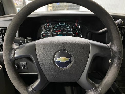Used 2013 Chevrolet Express 1500 RWD image 10
