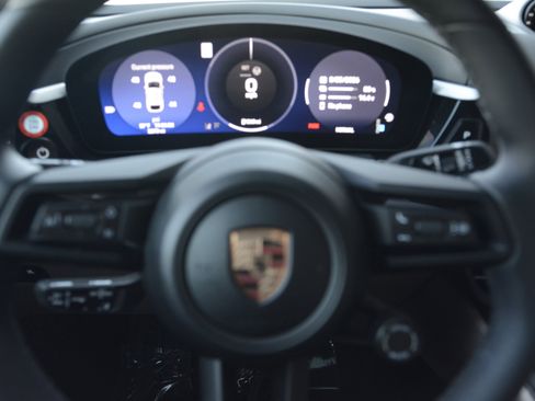 Certified 2025 Porsche Macan 4S Electric image 17