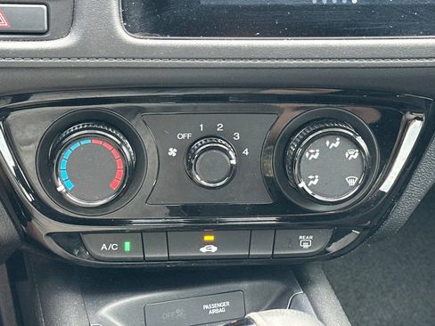 Used 2021 Honda HR-V Sport image 24