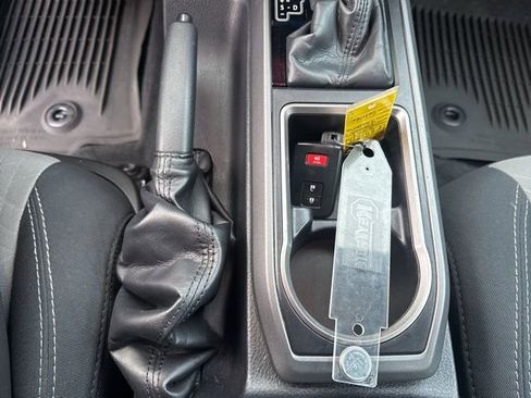 Used 2021 Toyota Tacoma TRD Off-Road w/ Technology Package image 28