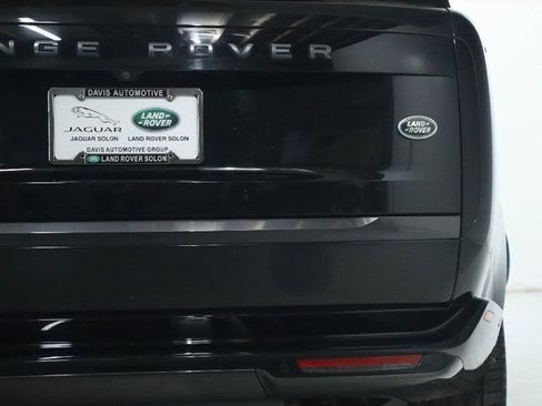 Used 2023 Land Rover Range Rover Long Wheelbase SE AWD/4WD image 43