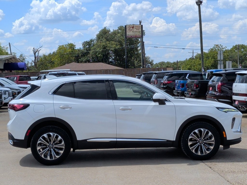 Used 2024 Buick Envision Preferred AWD/4WD image 9