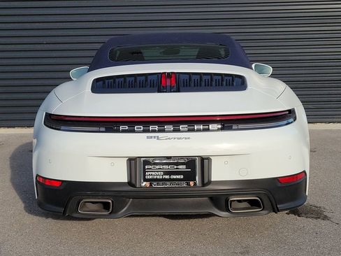 Certified 2025 Porsche 911 Carrera image 4