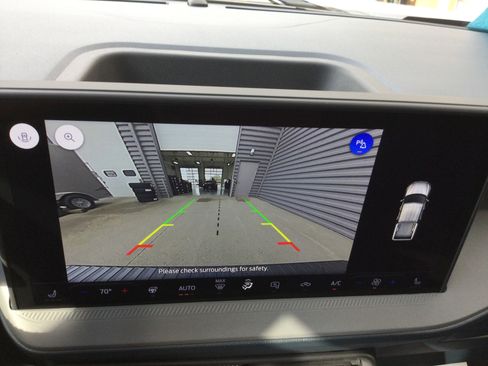 New 2025 Ford Maverick XLT w/ XLT Luxury Package image 18