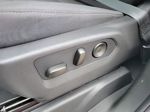 Used 2026 Chevrolet Silverado 1500 LT w/ Texas Edition Plus image 17