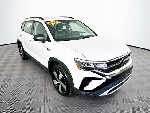 Used 2024 Volkswagen Taos S AWD/4WD image 2