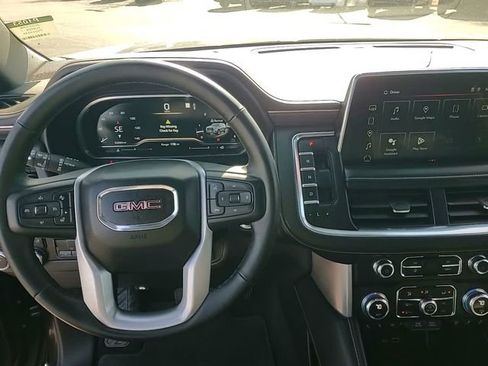 Used 2023 GMC Yukon SLT w/ SLT Premium Package AWD/4WD image 25