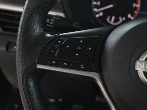 Used 2023 Nissan Altima 2.5 SV image 12