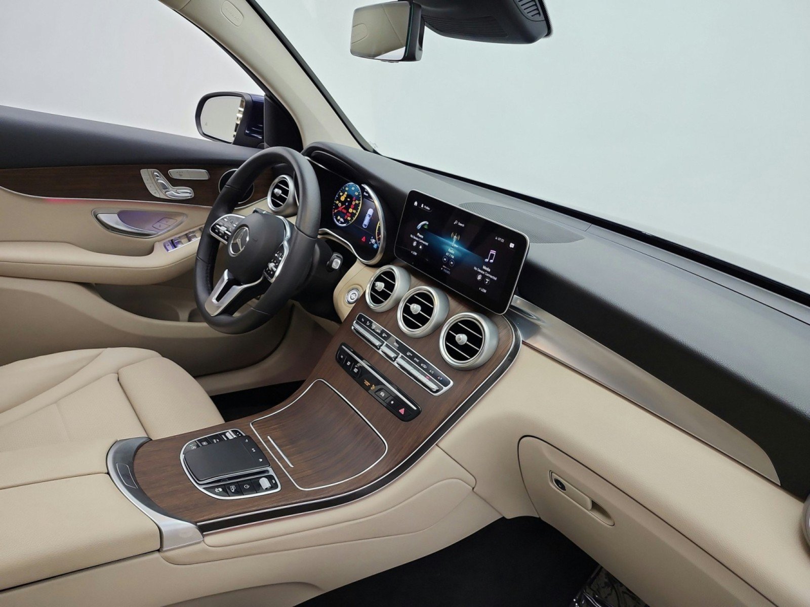 Certified 2023 Mercedes-Benz GLC 300 4MATIC Coupe image 19