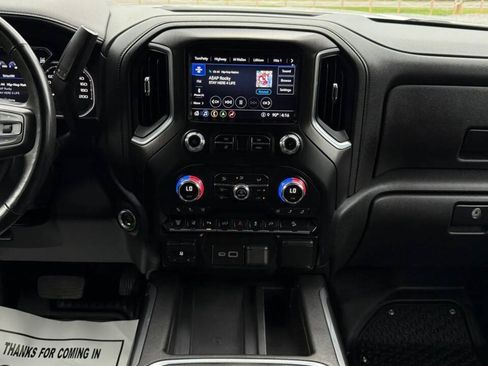 Used 2022 GMC Sierra 2500 AT4 w/ AT4 Premium Plus Package AWD/4WD image 31