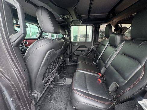 Used 2021 Jeep Wrangler Unlimited Rubicon AWD/4WD image 9