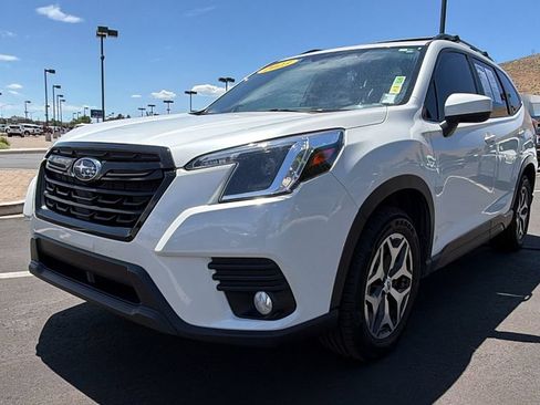 Used 2023 Subaru Forester Premium AWD/4WD image 7
