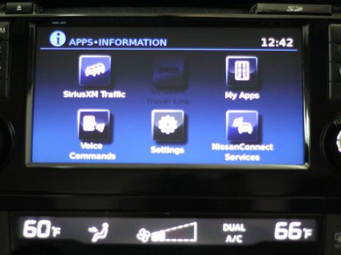 Used 2017 Nissan Rogue Sport SL AWD/4WD image 19