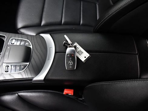 Certified 2022 Mercedes-Benz GLC 300 GLC 300 image 24