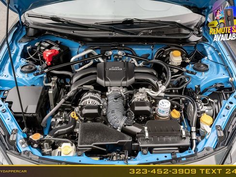 Used 2022 Toyota GR86 w/ ALL Weather Mat Package (TMS) RWD image 18