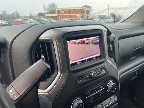 Used 2024 Chevrolet Silverado 2500 Custom w/ Custom Value Package image 24