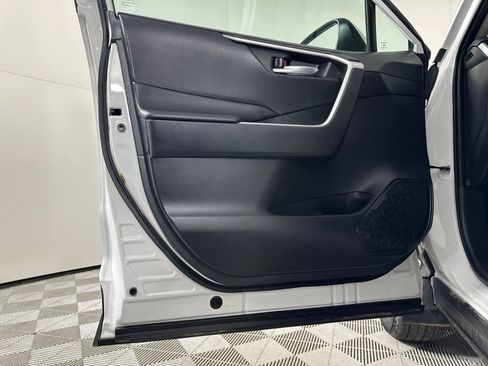 Used 2024 Toyota RAV4 XLE image 23