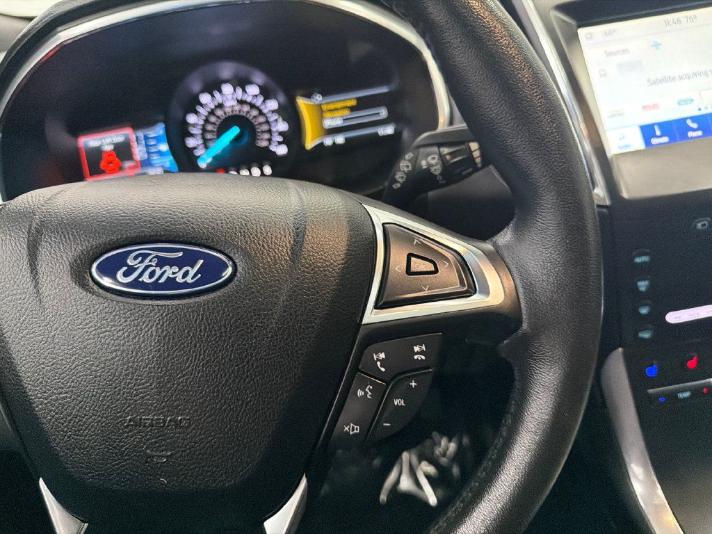 Used 2020 Ford Edge Titanium w/ Equipment Group 301A FWD image 28