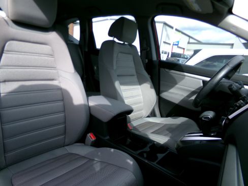 Used 2020 Honda CR-V LX image 18