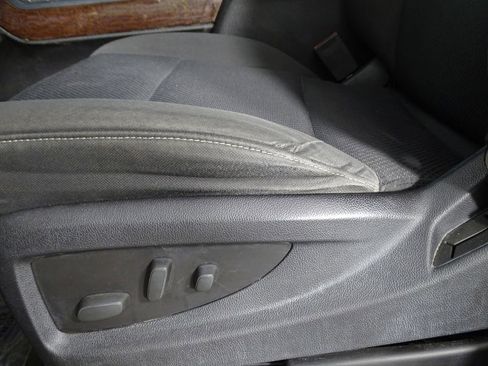 Used 2016 GMC Sierra 1500 SLE w/ SLE Value Package image 19