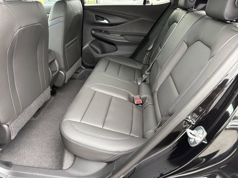 New 2026 Buick Envista Sport Touring w/ Convenience I Package FWD image 18