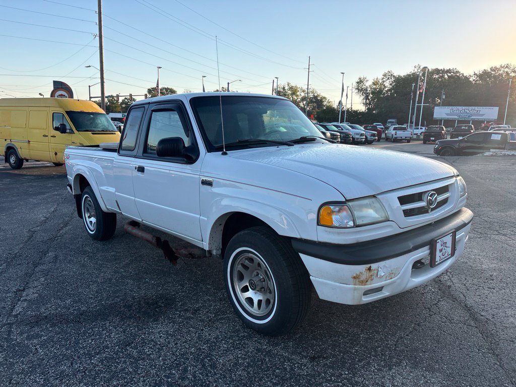 Used 2001 MAZDA B-Series Pickup 2WD Cab Plus B3000 image 1