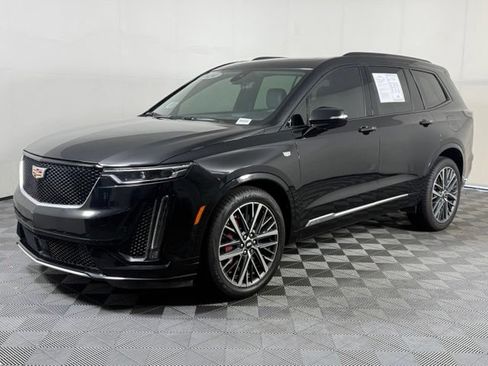 Used 2024 Cadillac XT6 Sport w/ Platinum Package AWD/4WD image 2