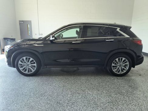 Certified 2025 INFINITI QX50 Luxe AWD/4WD image 2