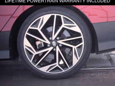 Used 2023 Hyundai Ioniq 6 SEL RWD image 8