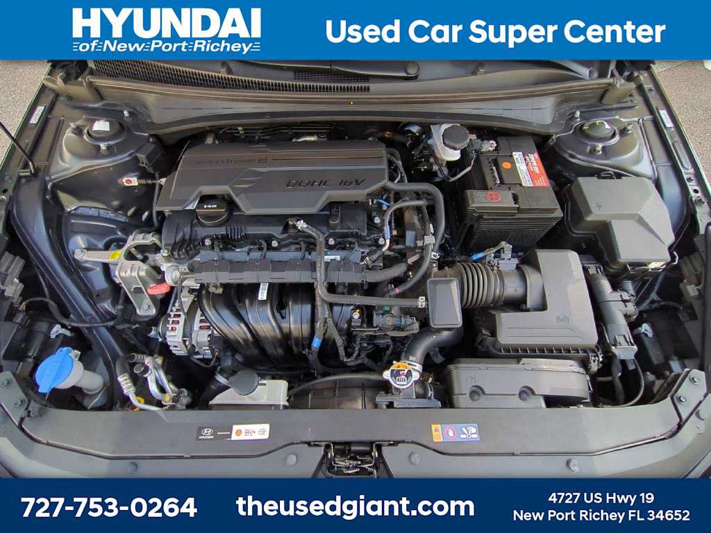 Used 2023 Hyundai Elantra Limited FWD image 12