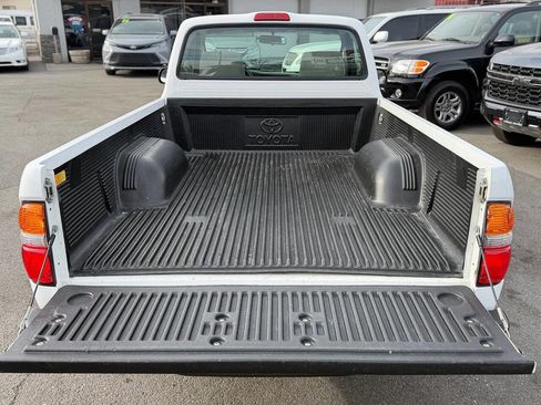 Used 2004 Toyota Tacoma 2WD Regular Cab image 94