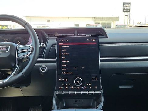 Used 2025 GMC Terrain Elevation w/ Black Edition AWD/4WD image 10