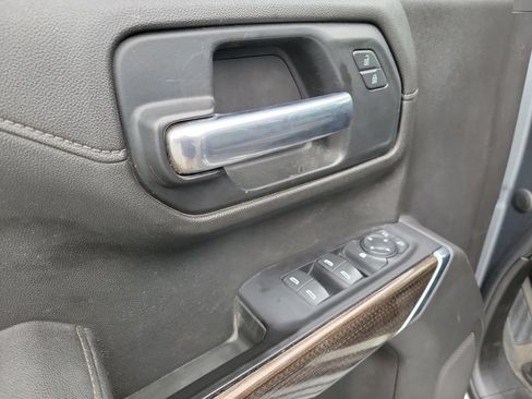 Used 2019 Chevrolet Silverado 1500 LT w/ All-Star Edition AWD/4WD image 22