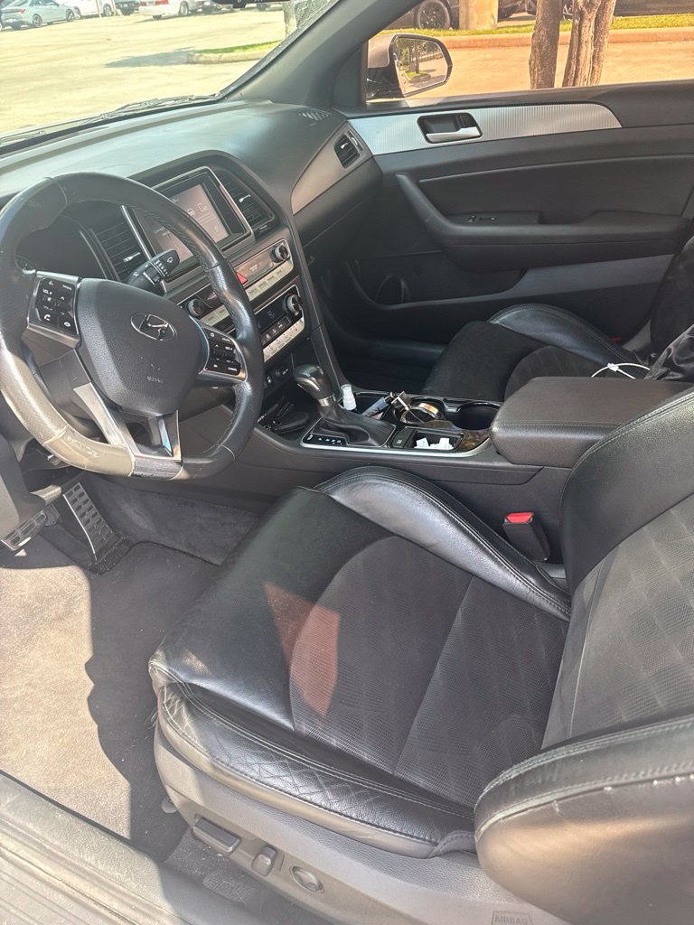 Used 2018 Hyundai Sonata Sport FWD image 2