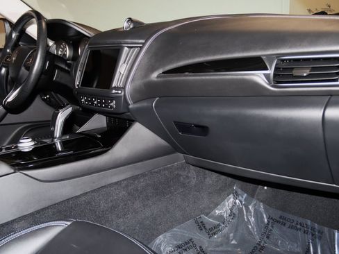 Used 2022 Maserati Levante Modena AWD/4WD image 63