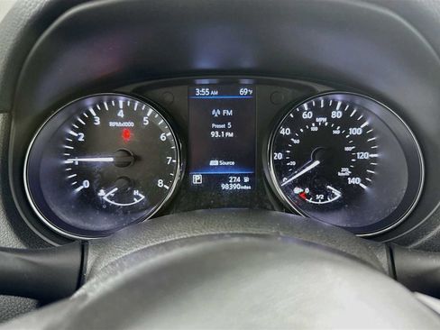 Used 2019 Nissan Rogue SV AWD/4WD image 12