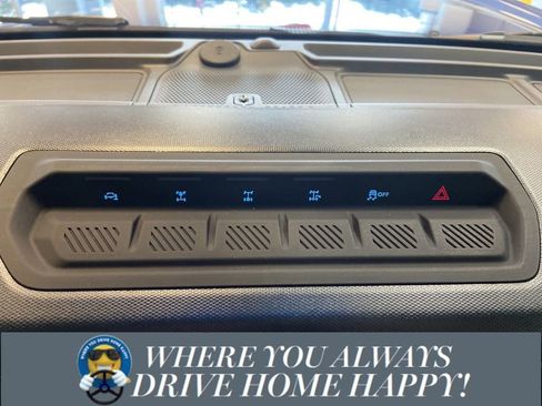 Used 2021 Ford Bronco First Edition AWD/4WD image 17