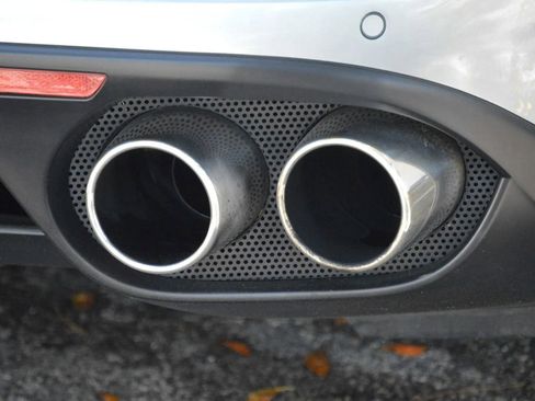 Used 2015 Ferrari California T RWD image 21