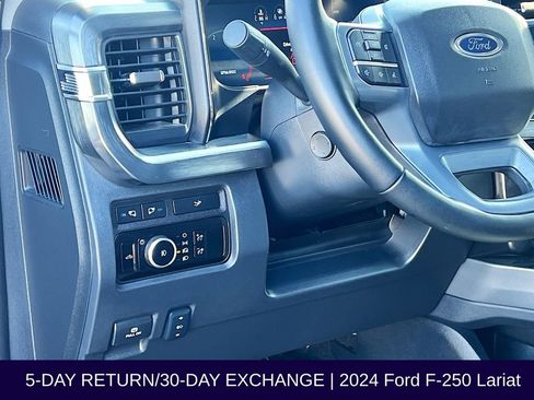Used 2024 Ford F250 Lariat image 12