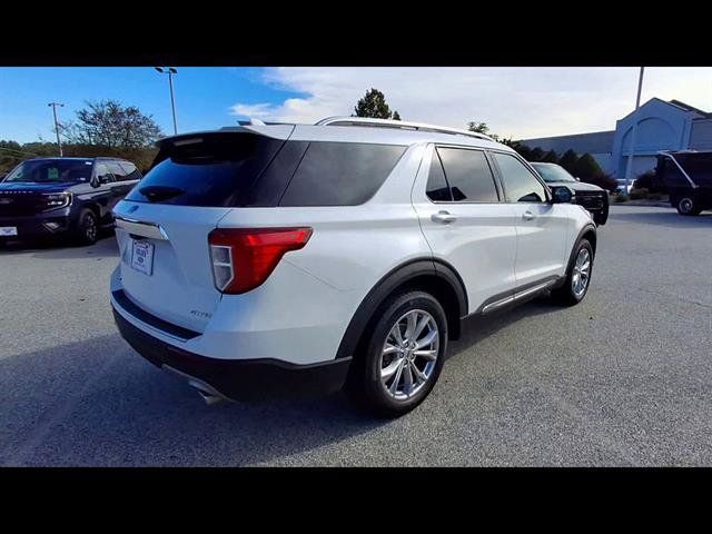 Certified 2021 Ford Explorer Limited w/ Equipment Group 301A AWD/4WD image 8