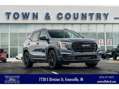 Used 2024 GMC Terrain SLE w/ Driver Convenience Package