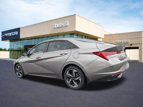 Certified 2023 Hyundai Elantra Limited FWD image 6