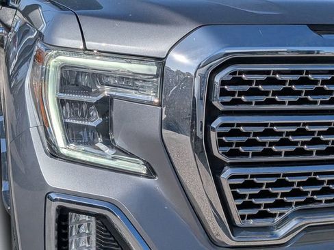 Used 2024 GMC Sierra 1500 Elevation w/ Preferred Package AWD/4WD image 9