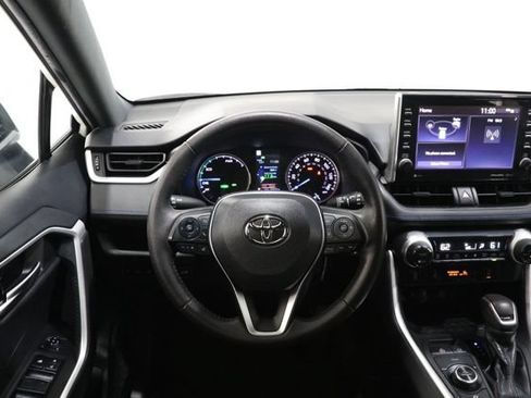 Used 2022 Toyota RAV4 SE w/ Convenience Package AWD/4WD image 14