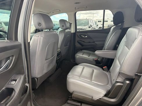 Used 2019 Chevrolet Traverse LT AWD/4WD image 8
