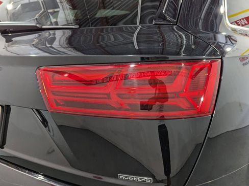 Used 2019 Audi Q7 2.0T Premium w/ Cold Weather Package image 55