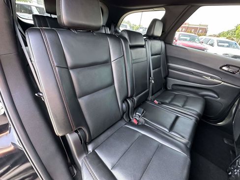 Used 2024 Dodge Durango GT RWD image 29