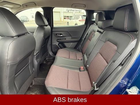 New 2026 Nissan Kicks SR w/ Cold Weather Package AWD/4WD image 13