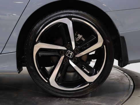 Used 2022 Honda Accord Sport image 34